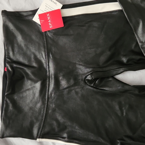 SPANX Shiny Black Leggings with White Stripe - Picture 3 of 5